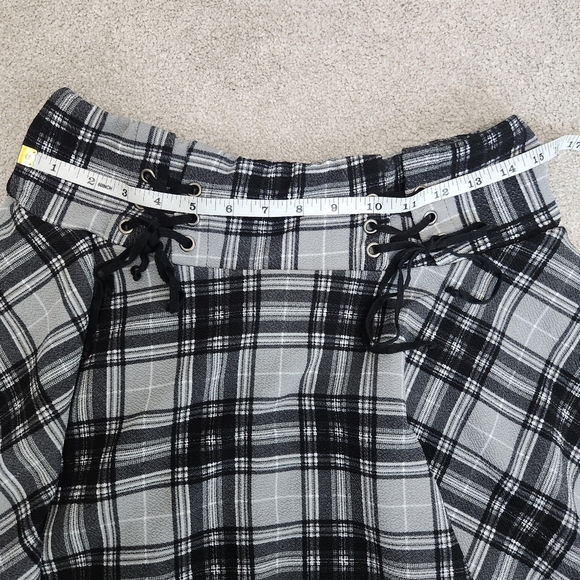 Hot Topic Midnight Hour Women's Plaid Stretchy Skirt Dark Academia Skater Size L - Picture 8 of 10